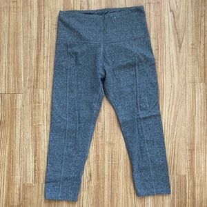 Earth Yoga Crop M